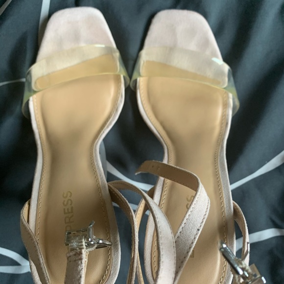 Express Mink heels! Size 7 - Picture 6 of 8